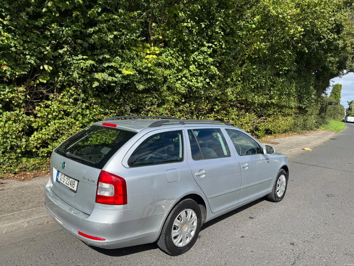 Skoda Octavia NCT 8/27 low mileage - Image 3