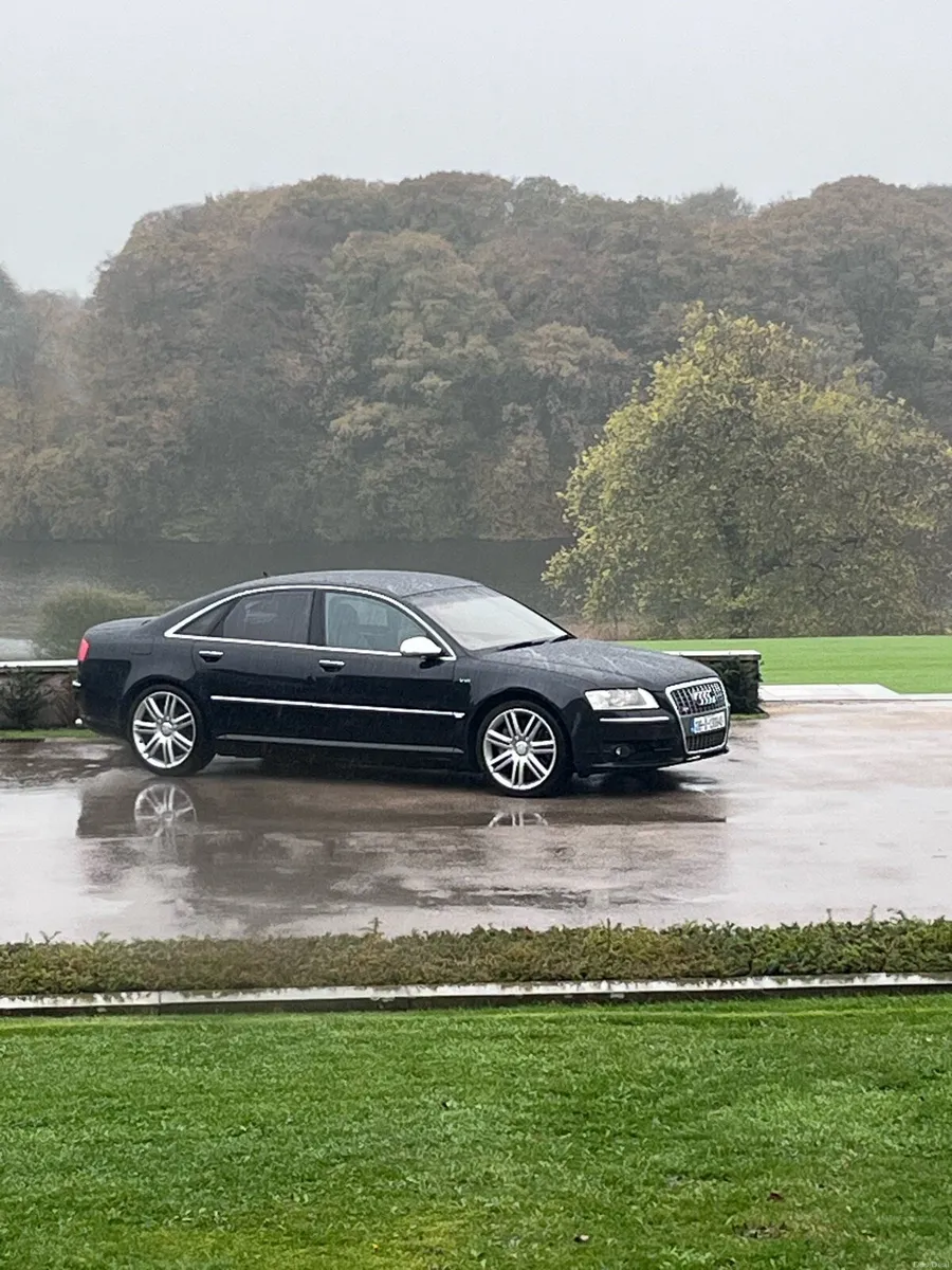 2008 Audi S8 5.2 V10 Quattro - Image 1