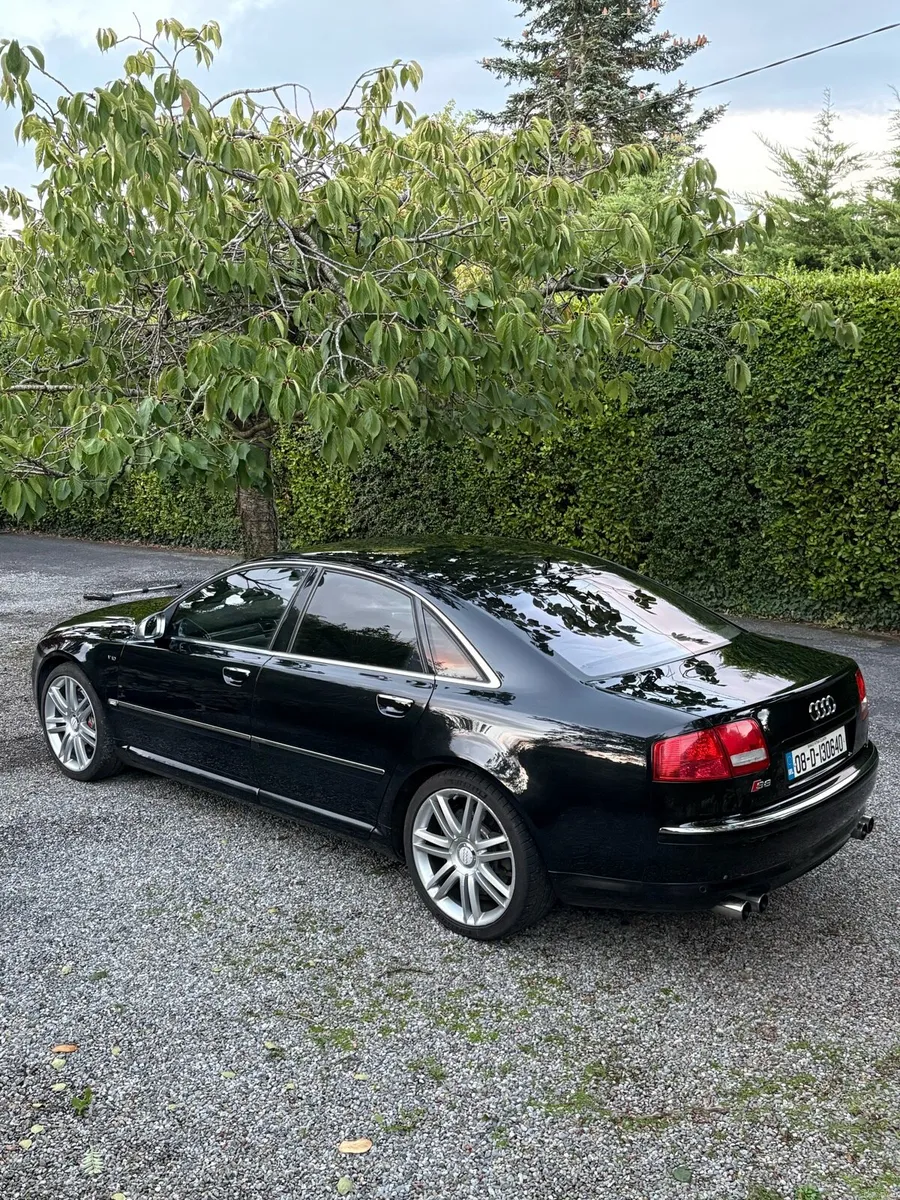 2008 Audi S8 5.2 V10 Quattro - Image 2