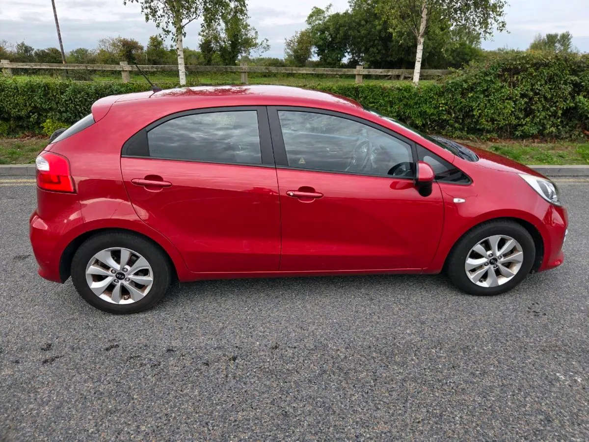 Kia Rio 2015 - Image 1