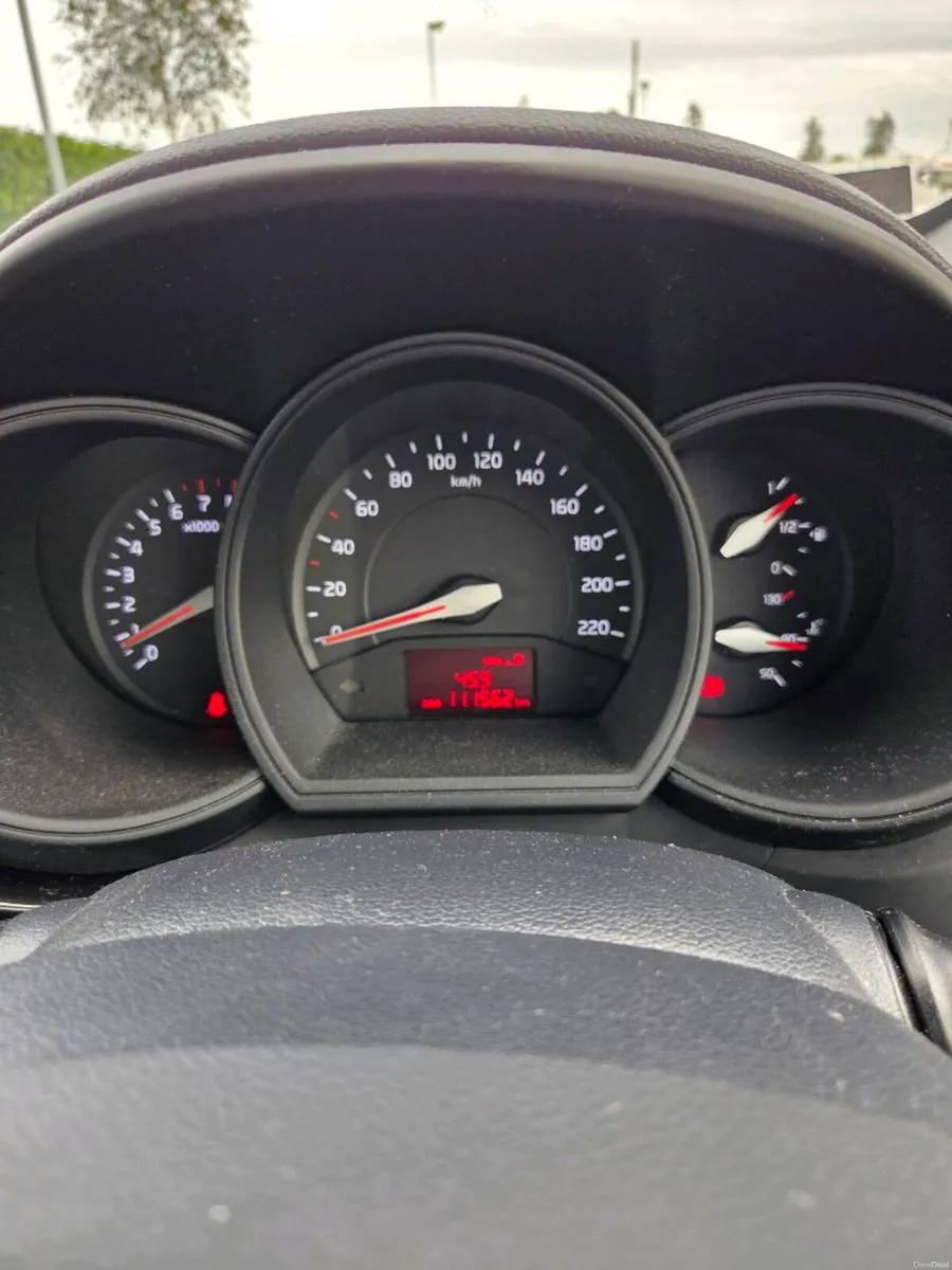 Kia Rio 2015 - Image 6