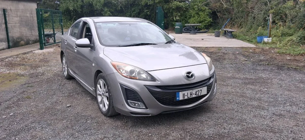 Mazda 3 - Image 1