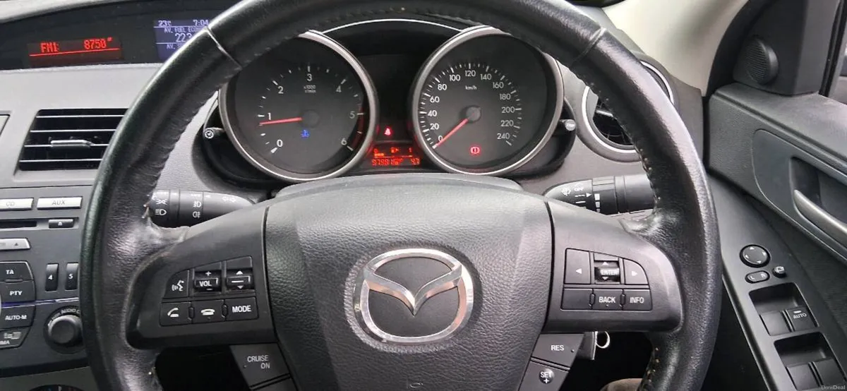 Mazda 3 - Image 3