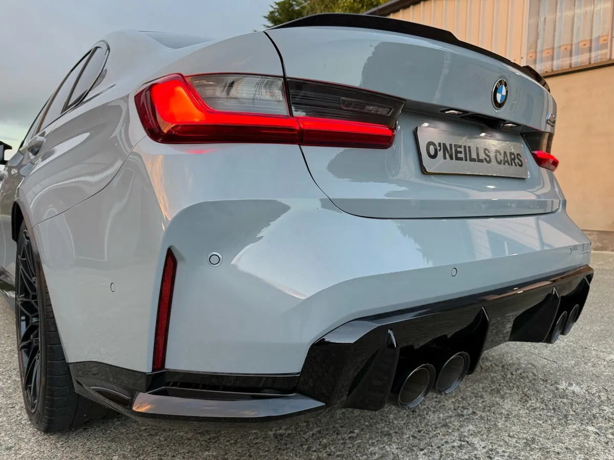 2025 BMW M3 Competition M xDrive * - Image 5