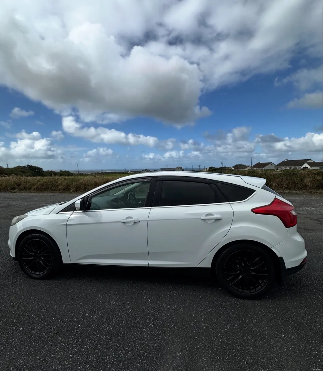 Ford focus - Image 6
