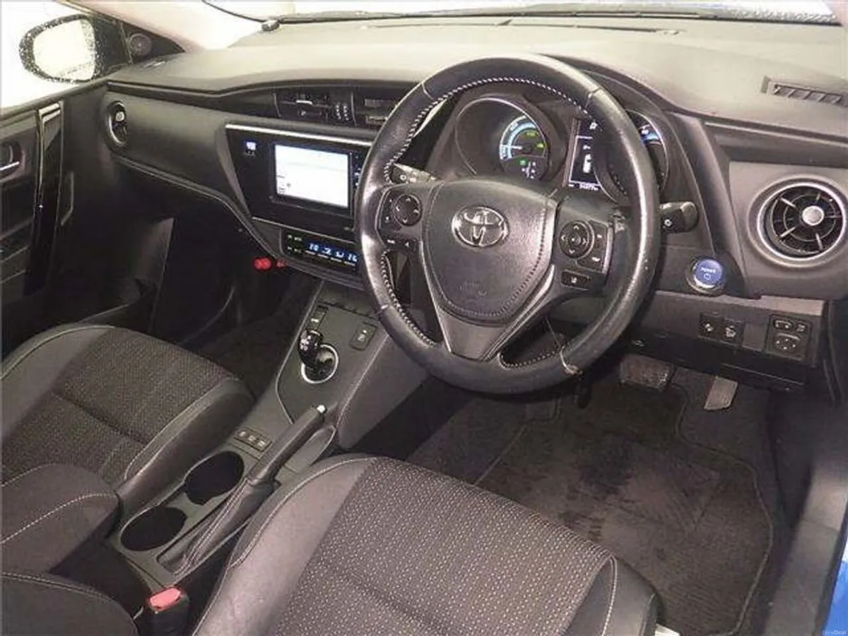 Toyota Auris HYBRID - Image 5