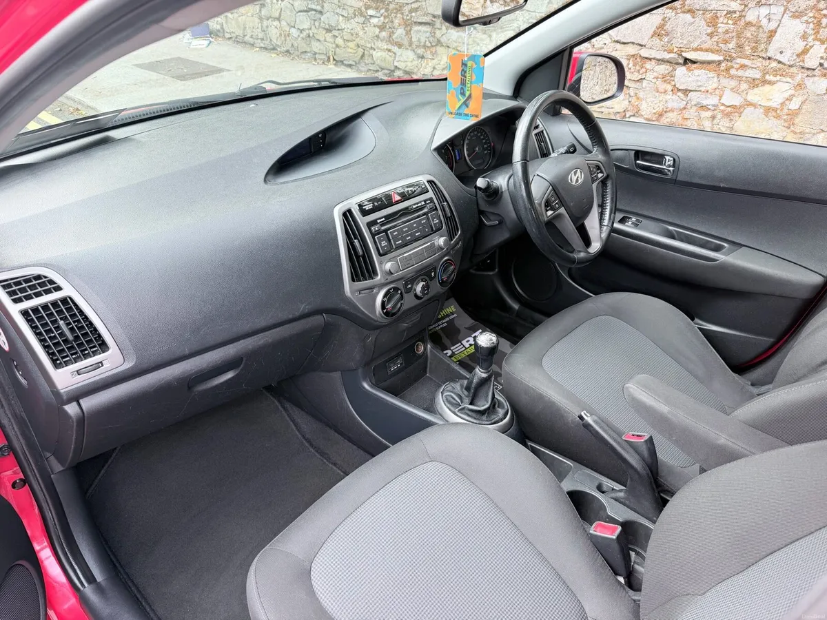 Hyundai i20 Petrol NCT + Tax LOW KMS - Image 6