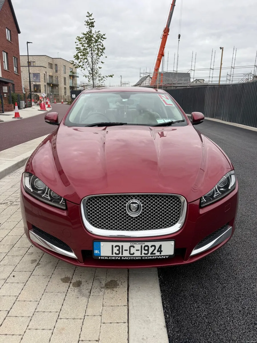 Jaguar XF 2013 - Image 1
