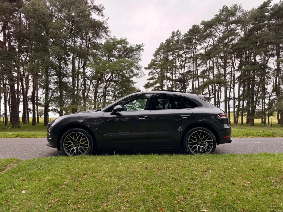 Porsche Macan 2021 Low Km - Image 4
