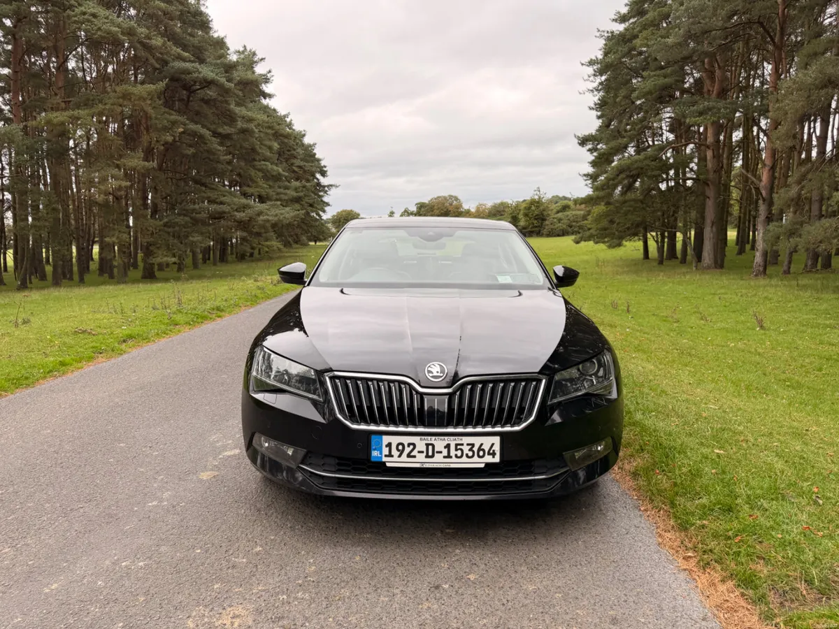 Skoda Superb 2019 2.0 TDI STYLE AUTOMATIC - Image 2