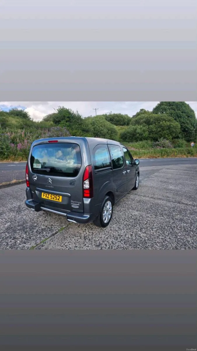 Citroen berlingo wheelchair adapted vehicle - Image 4