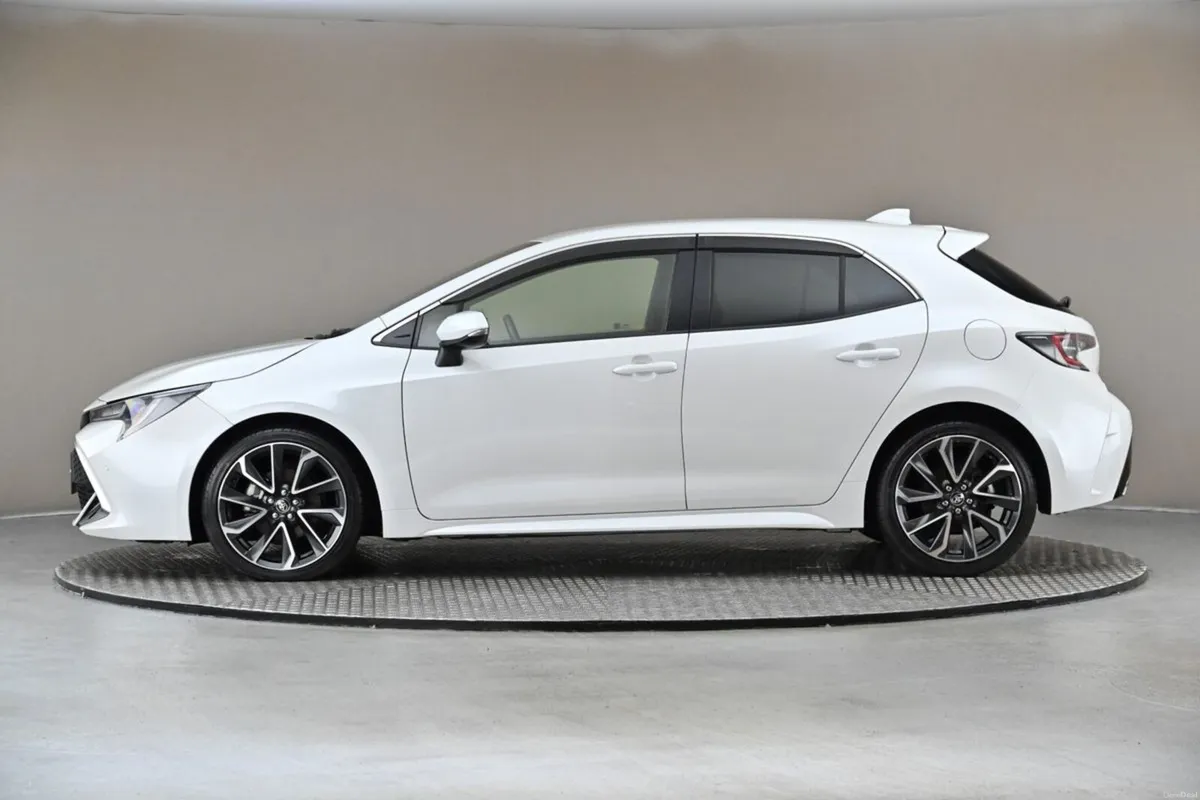Toyota Corolla 1.8 HYBRID SPORT **REVERSE CAM**PAR - Image 5