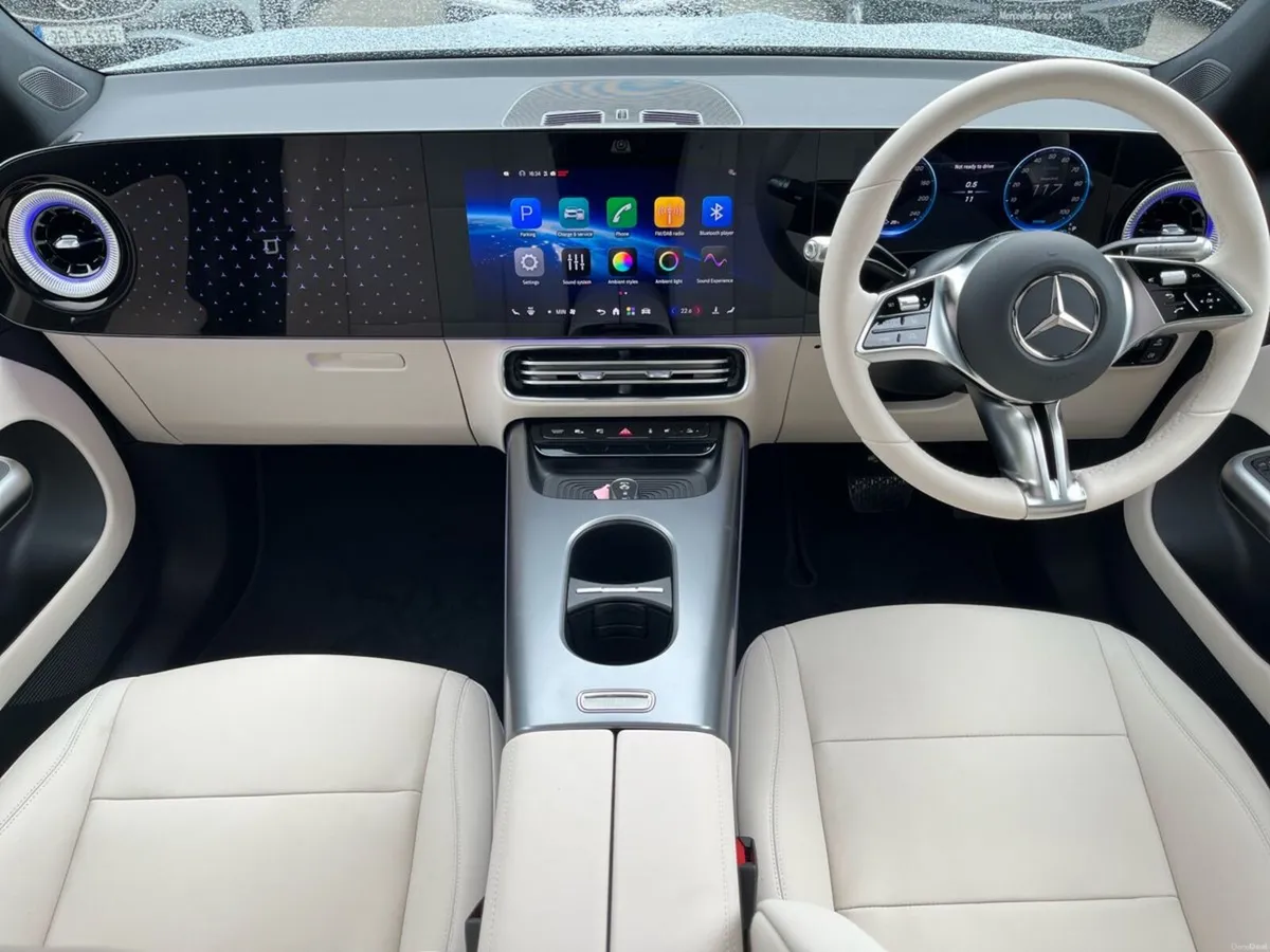 Mercedes-Benz GLB 250 Progressive Line Electric 7 - Image 2
