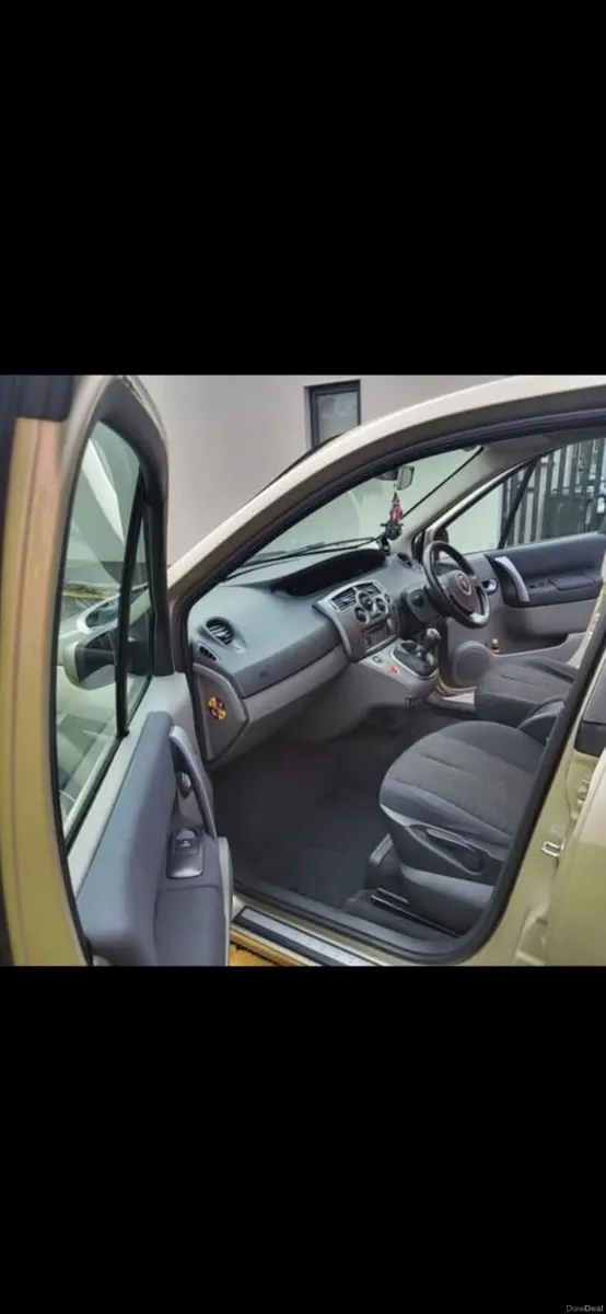 Renault Scenic 1.6 DYNAMIQ - Image 3