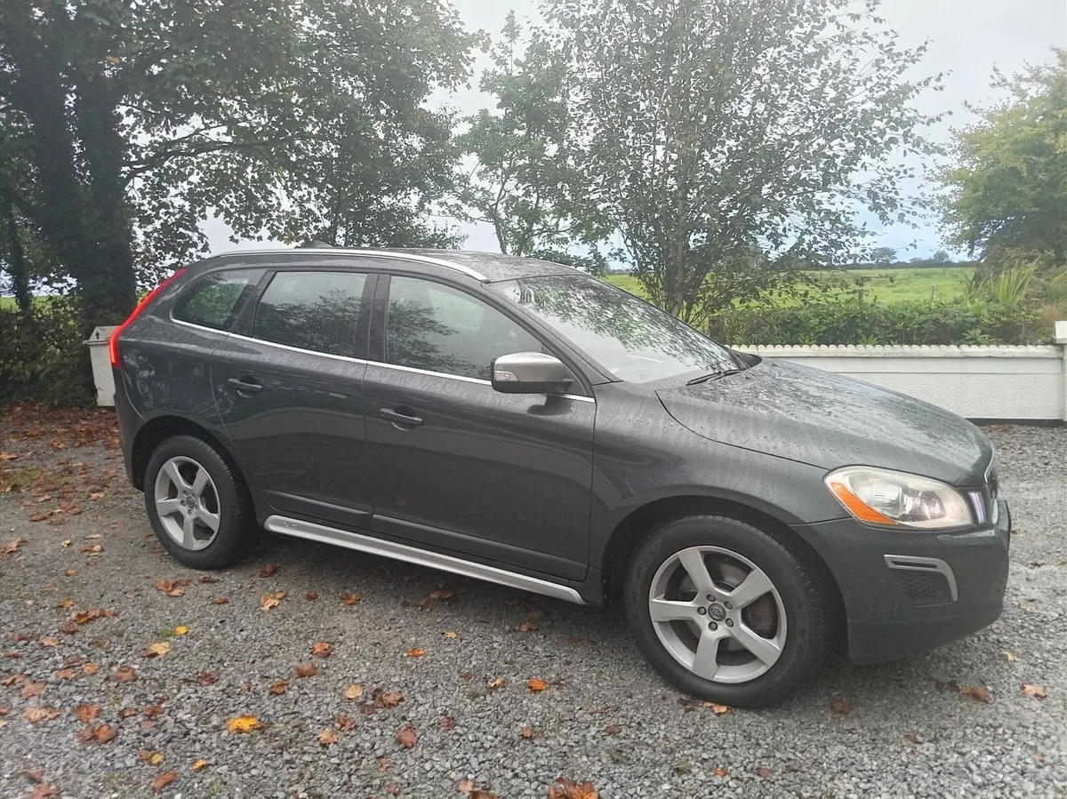 2013 Volvo XC60 2.0 d4 r design - Image 4