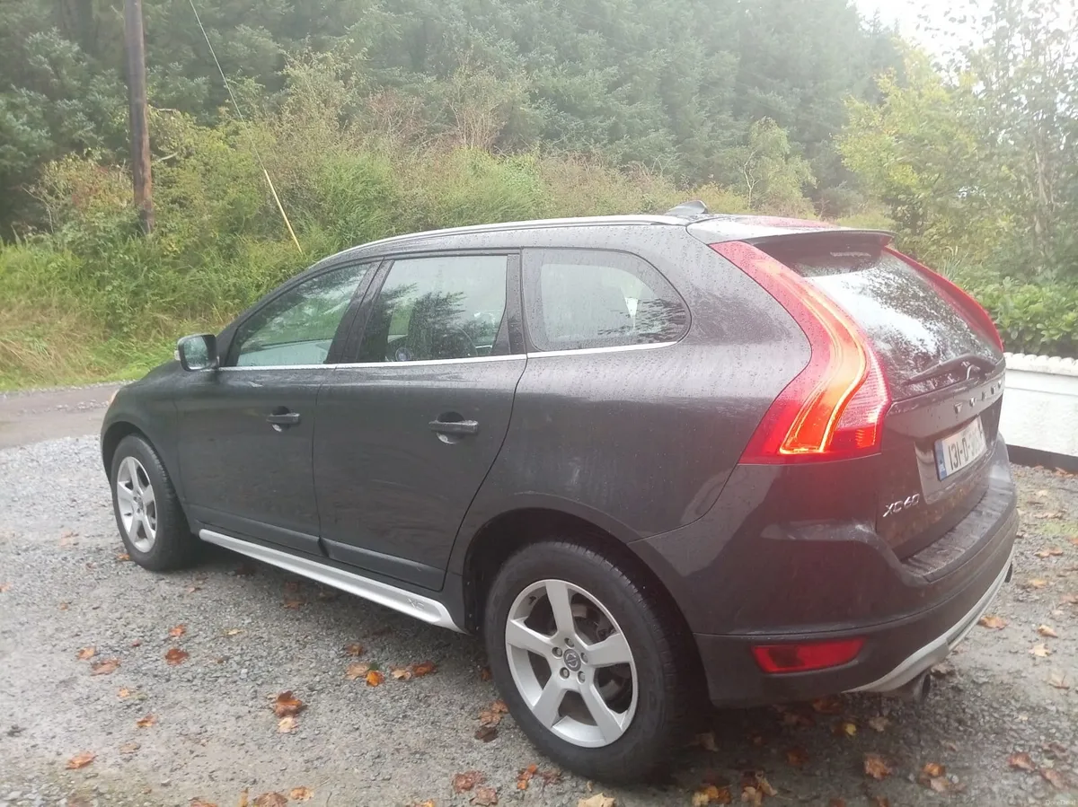 2013 Volvo XC60 2.0 d4 r design - Image 3