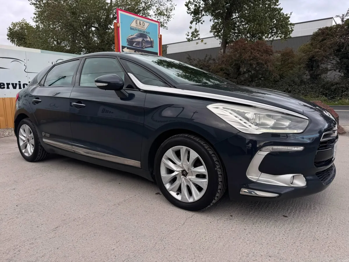 132 Citroen DS 5 1.6 E-HDI DSTYLE AUTO - Image 5