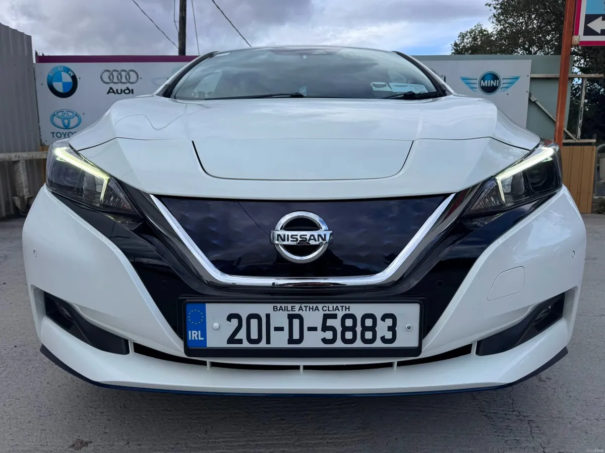 201 Nissan Leaf SV Premium 62 kWh 360 Big Battery - Image 6