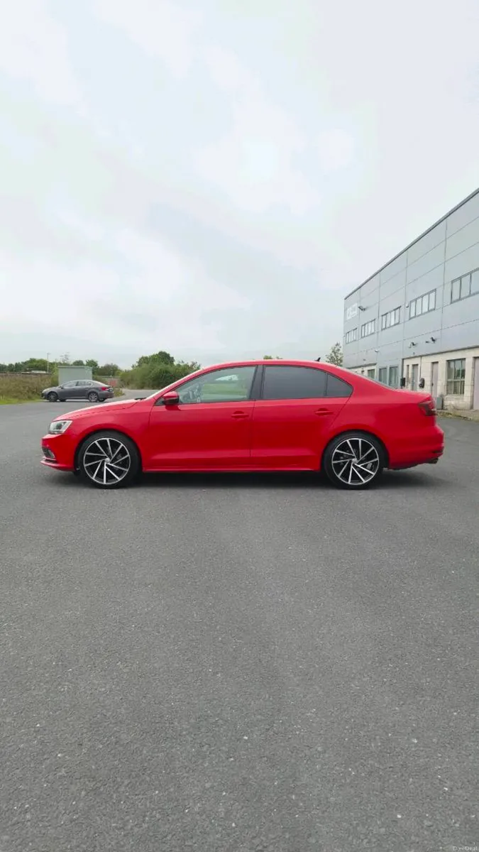 Volkswagen Jetta DSG - Image 5