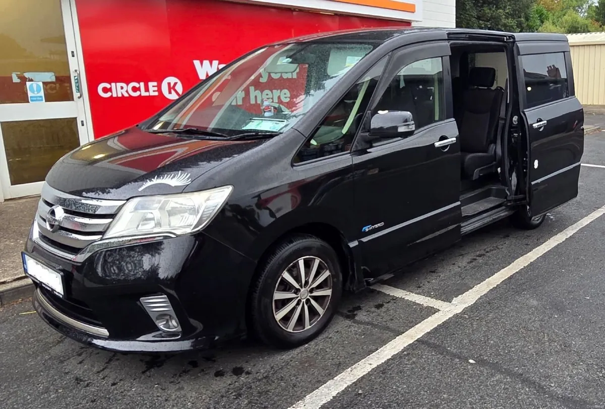 2013 Nissan Serena 2.0L S-Hybrid | 8-Seater MPV - Image 3