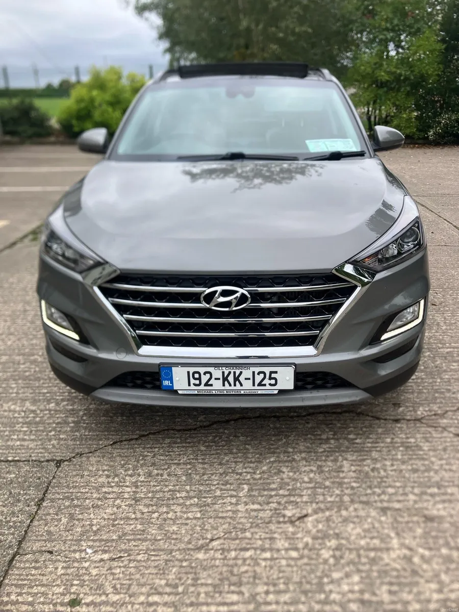 Car - Image 1