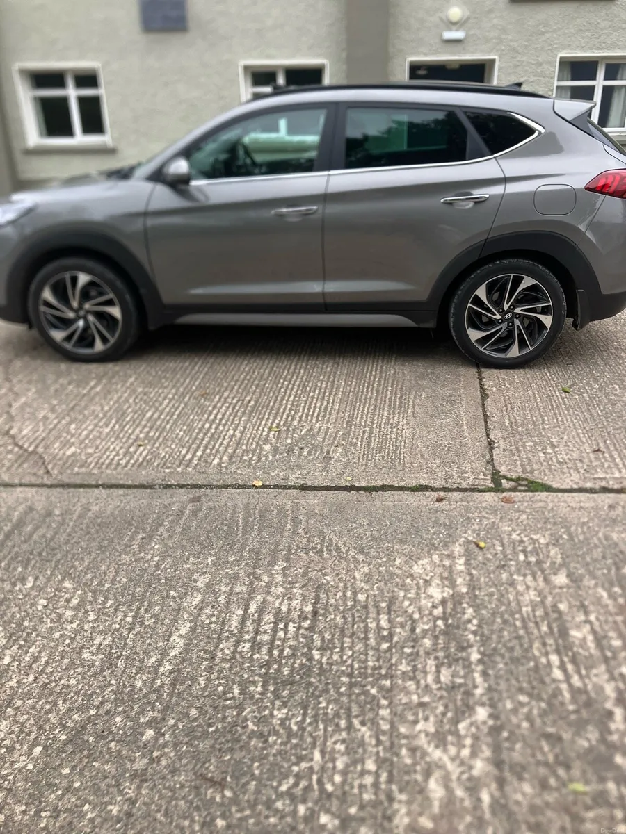 Car - Image 5