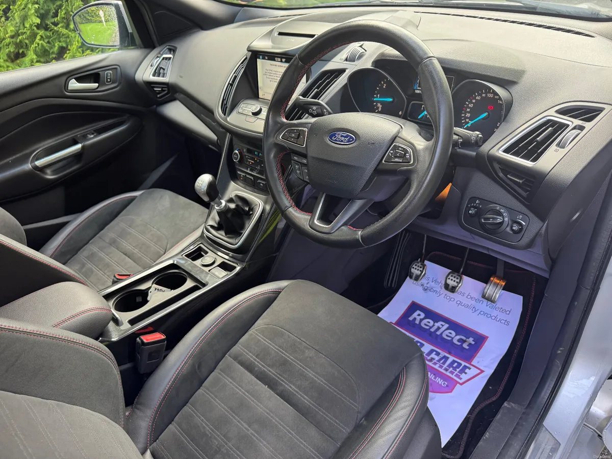 18 Ford Kuga 1.6TDCI ST-LINE - Image 6