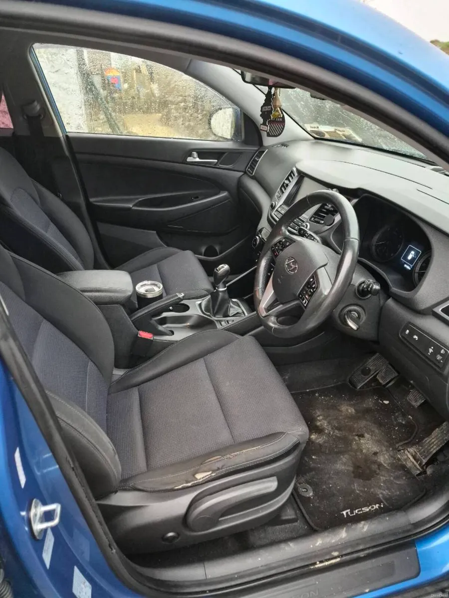 Hyundai tucson - Image 6
