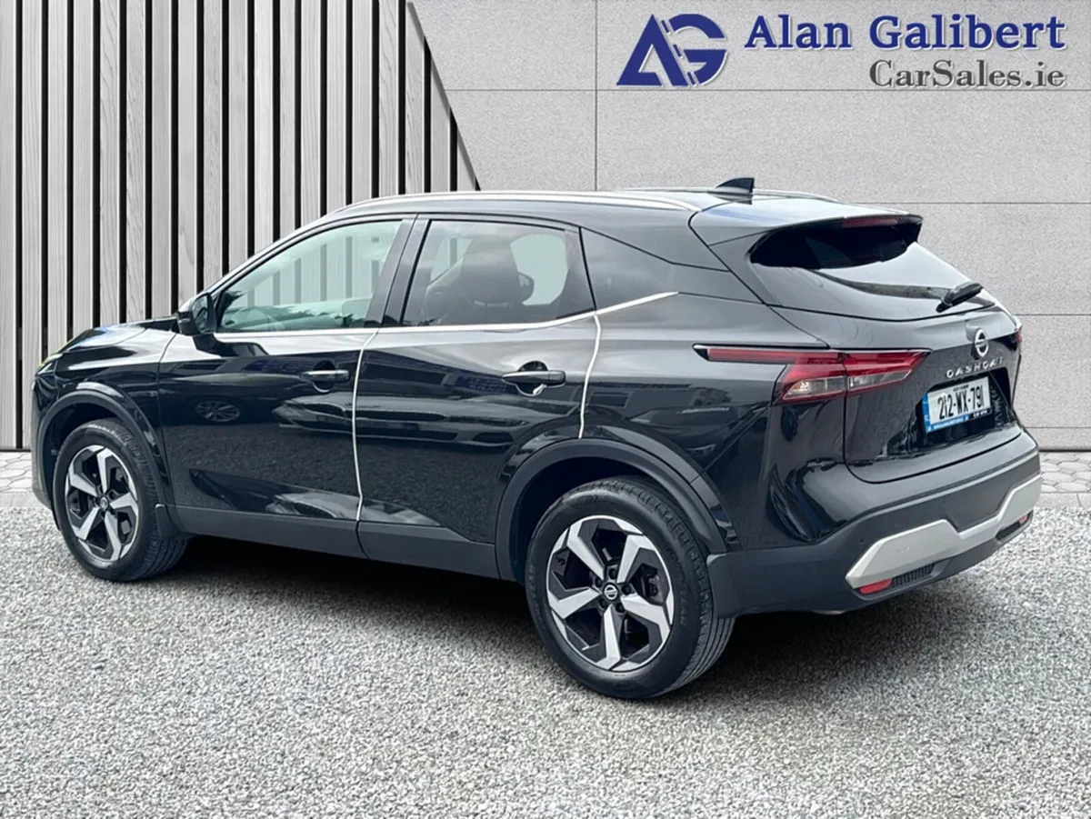 Nissan Qashqai 1.3 HYB SV PREMIUM - Image 2