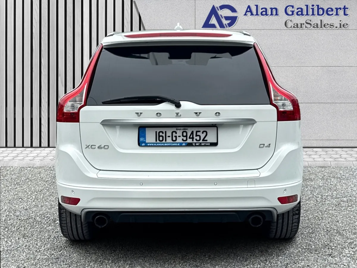 Volvo XC60 R-DESIGN 2.0 DIESEL AUTO TOP SPEC - Image 6