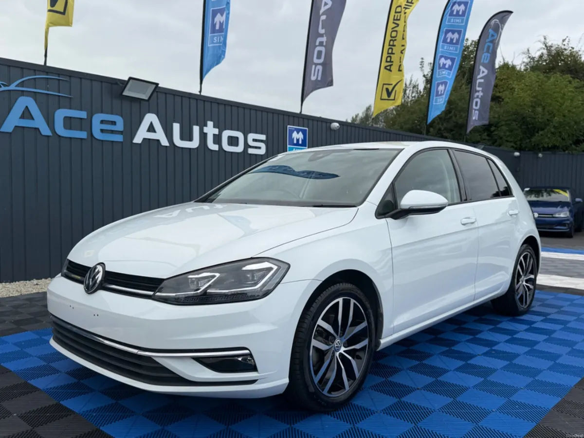 Volkswagen Golf HIGHLINE - 1.4 PETROL - AUTO - 12M - Image 2