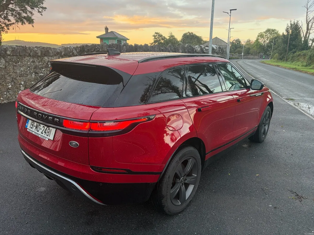 191 RANGE ROVER VELAR - Image 3