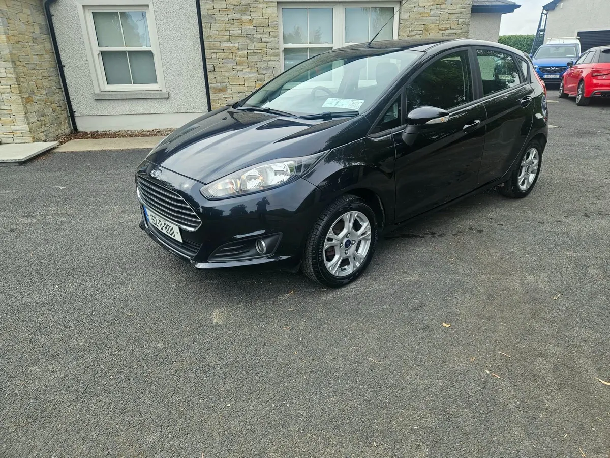 2015 Ford Fiesta 1.25 ZETEC - IDEAL STARTER CAR - Image 3