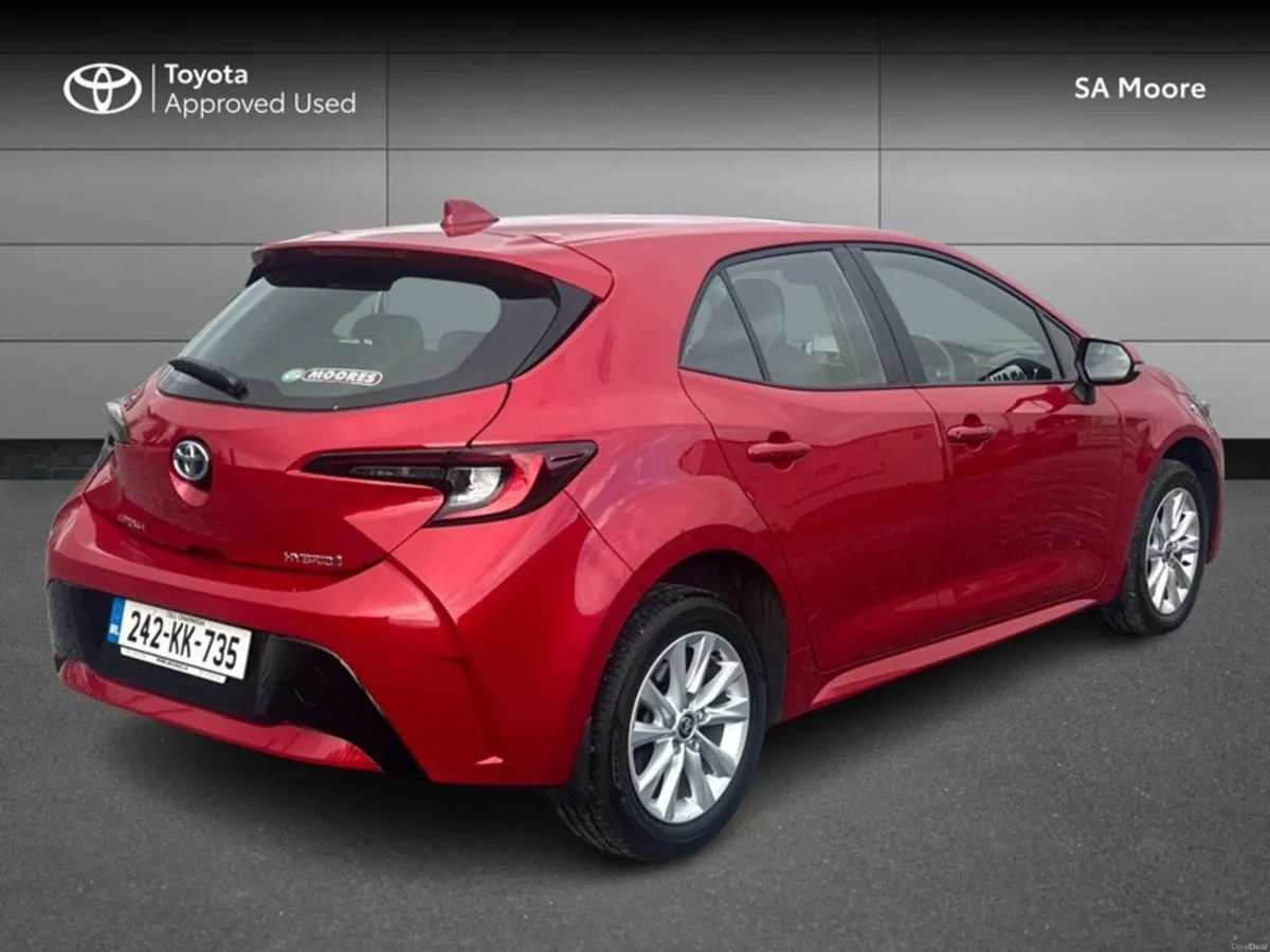 Toyota Corolla HYBRID LUNA HATCHBACK - Image 2
