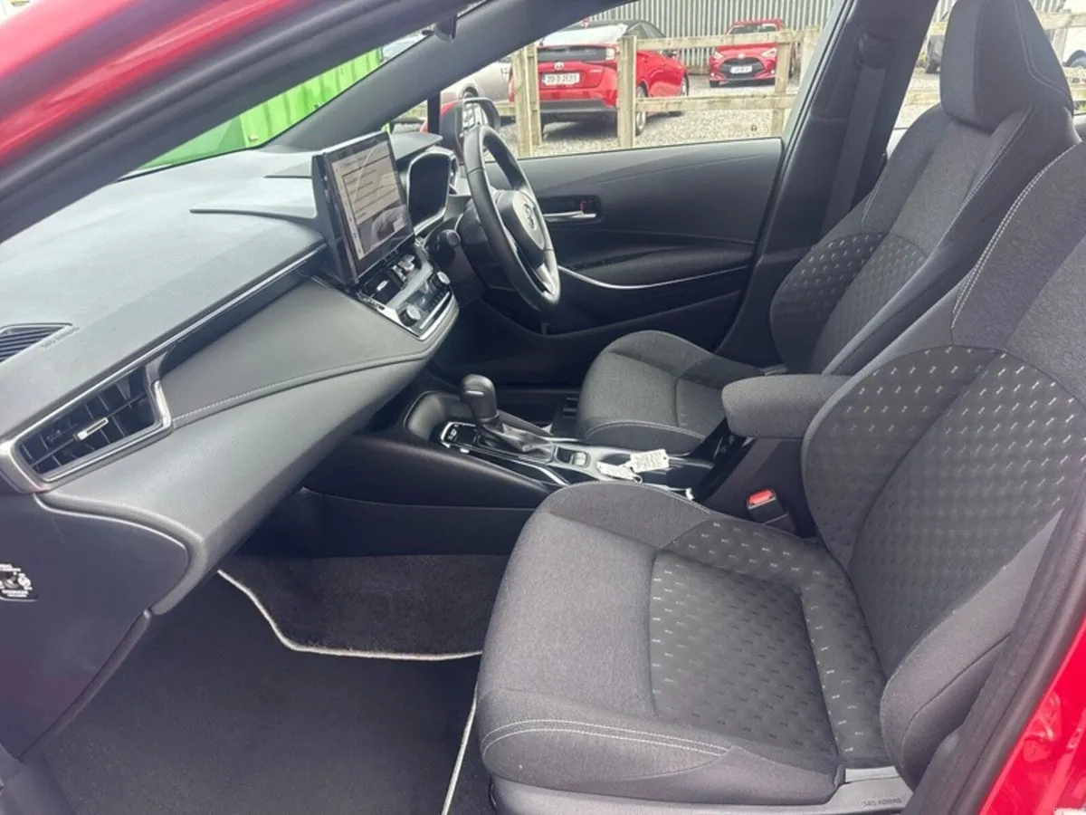 Toyota Corolla HYBRID LUNA HATCHBACK - Image 6