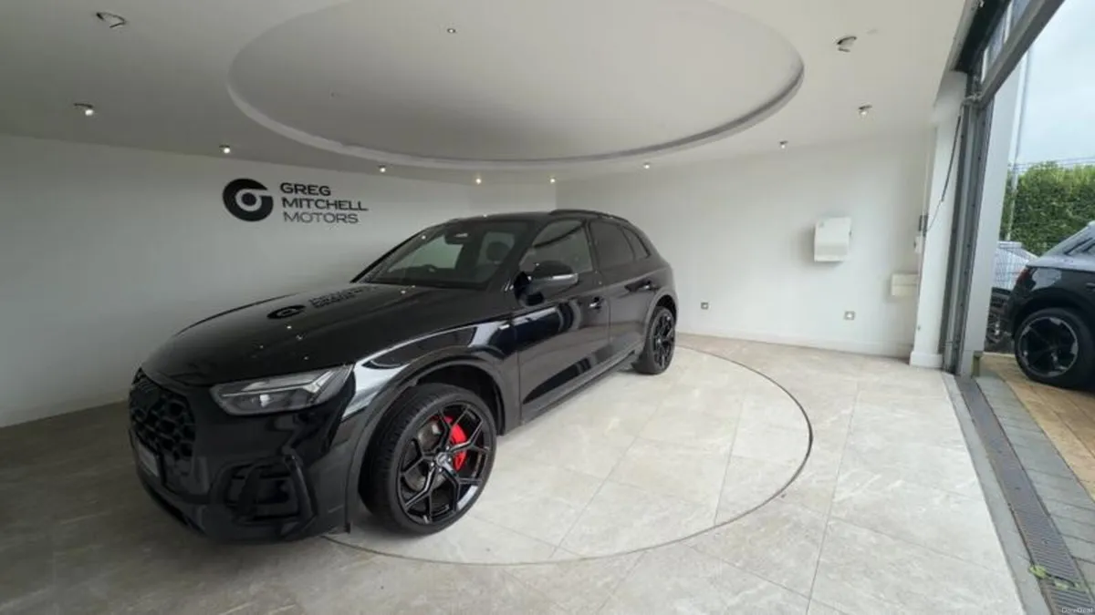 Audi Q5 55 TFSI e Quattro Competition 5dr S Tronic - Image 3