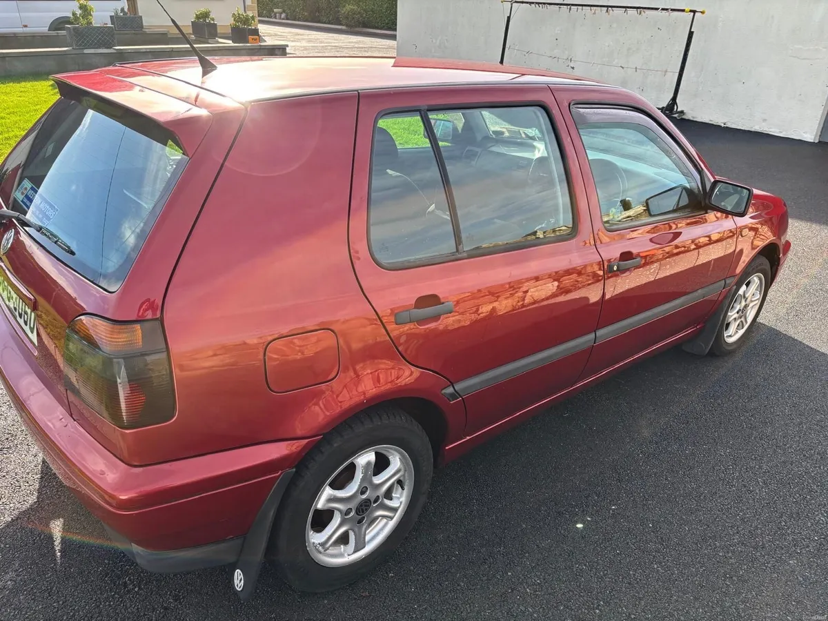 VW Golf - Image 2