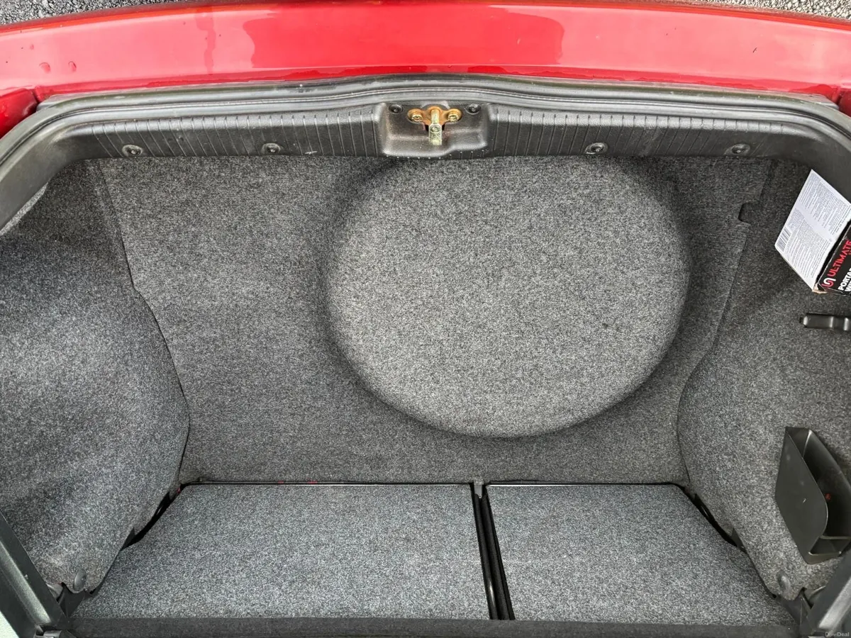VW Golf - Image 6