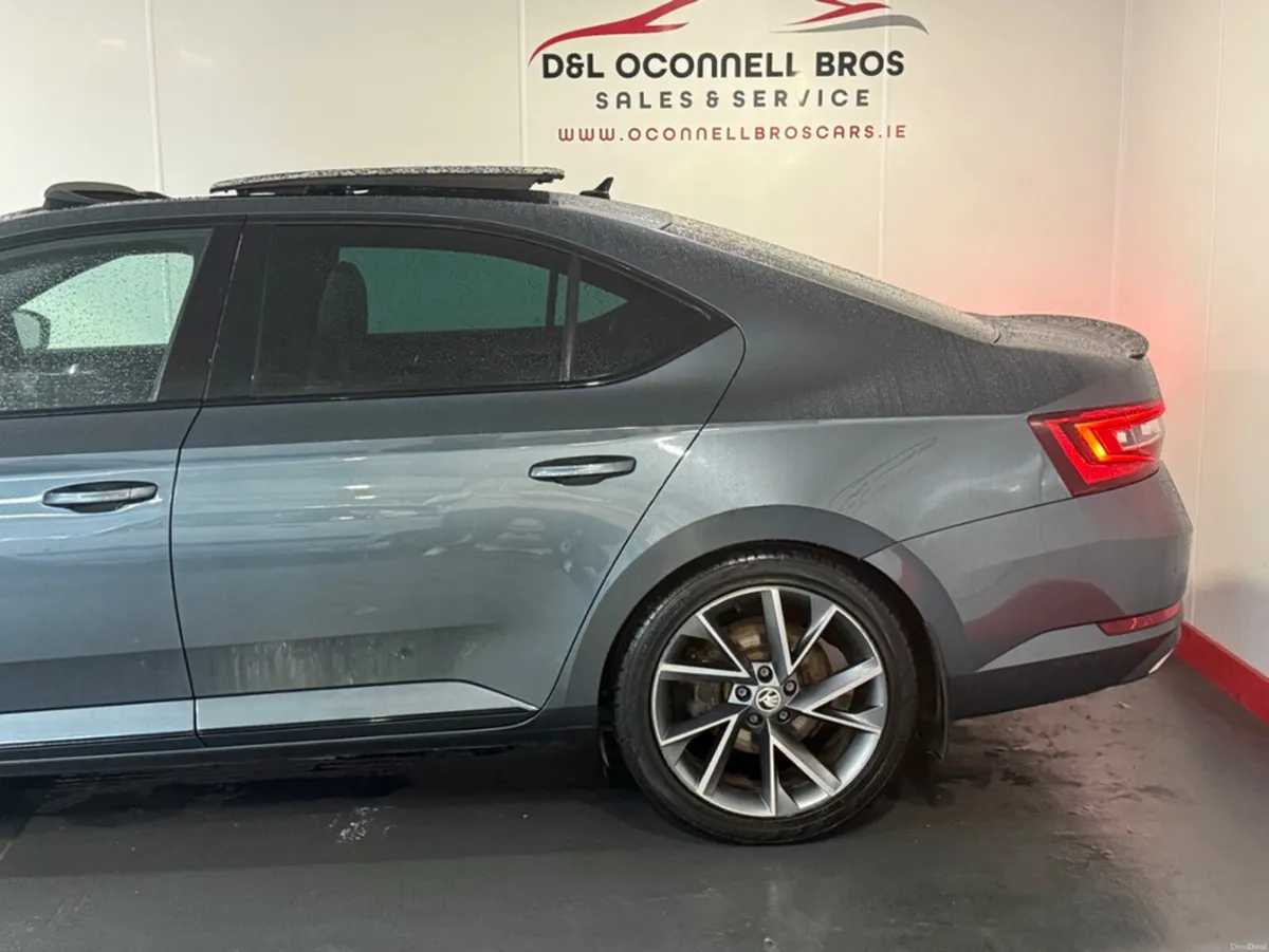 Skoda Superb SPORT 2.0 TDI 150HP DSG 4DR AUTO - Image 4