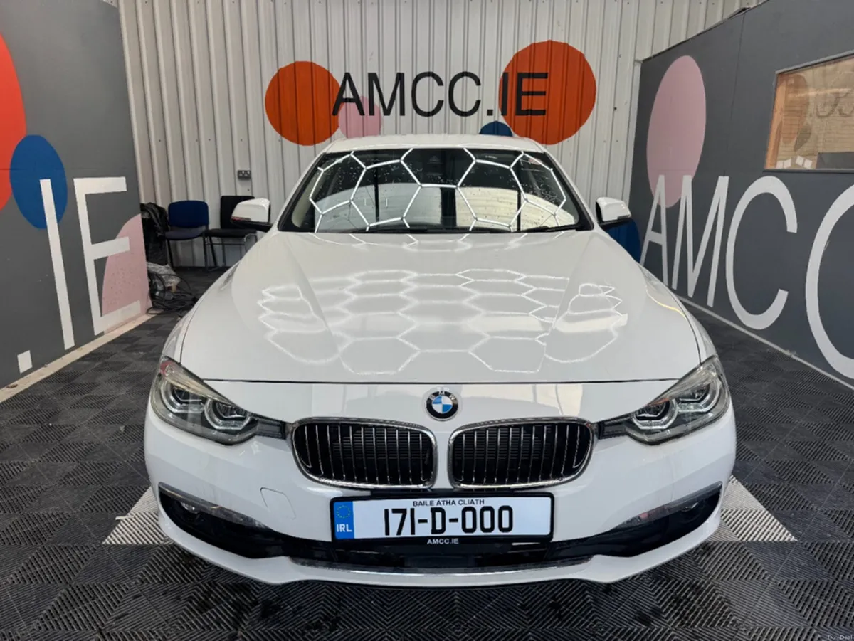 BMW 3-Series 2017 BMW 320D LUXURY 2.0 AUTOMATIC / - Image 2