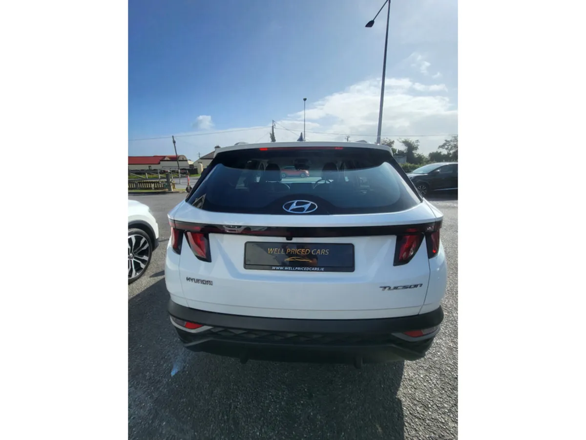 Hyundai Tucson IX35 EXECUTIVE 5DR - Image 5