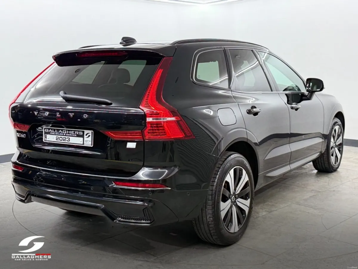 Volvo XC60 (231) T6 PHEV PLUS DARK AWD AUTO TOP SP - Image 5