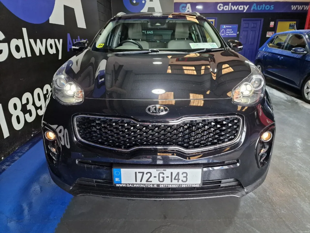 Kia Sportage 1.7 CRDI PLATINUM **SAT NAV, PAN ROOF - Image 3