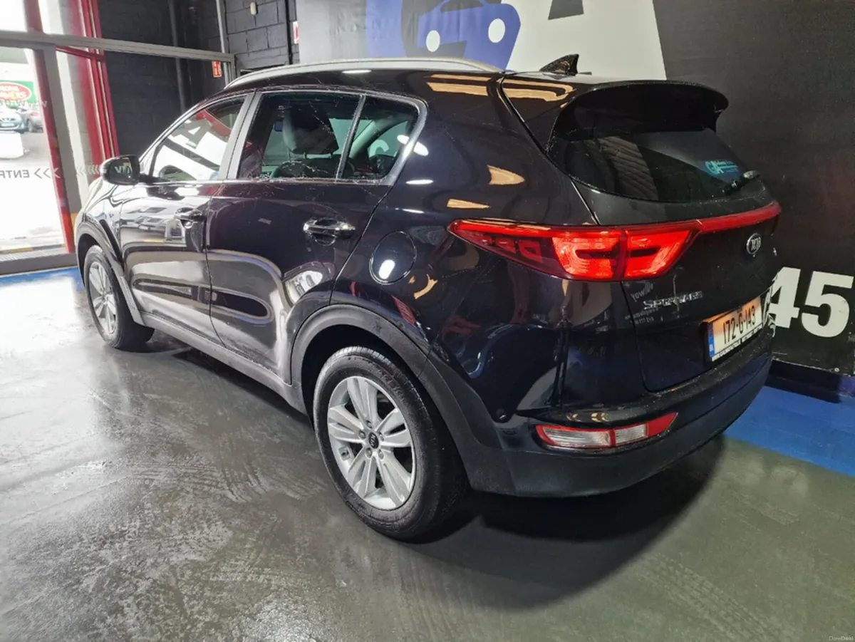Kia Sportage 1.7 CRDI PLATINUM **SAT NAV, PAN ROOF - Image 6