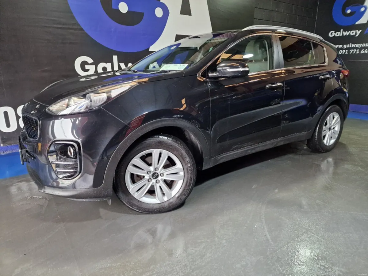 Kia Sportage 1.7 CRDI PLATINUM **SAT NAV, PAN ROOF - Image 4