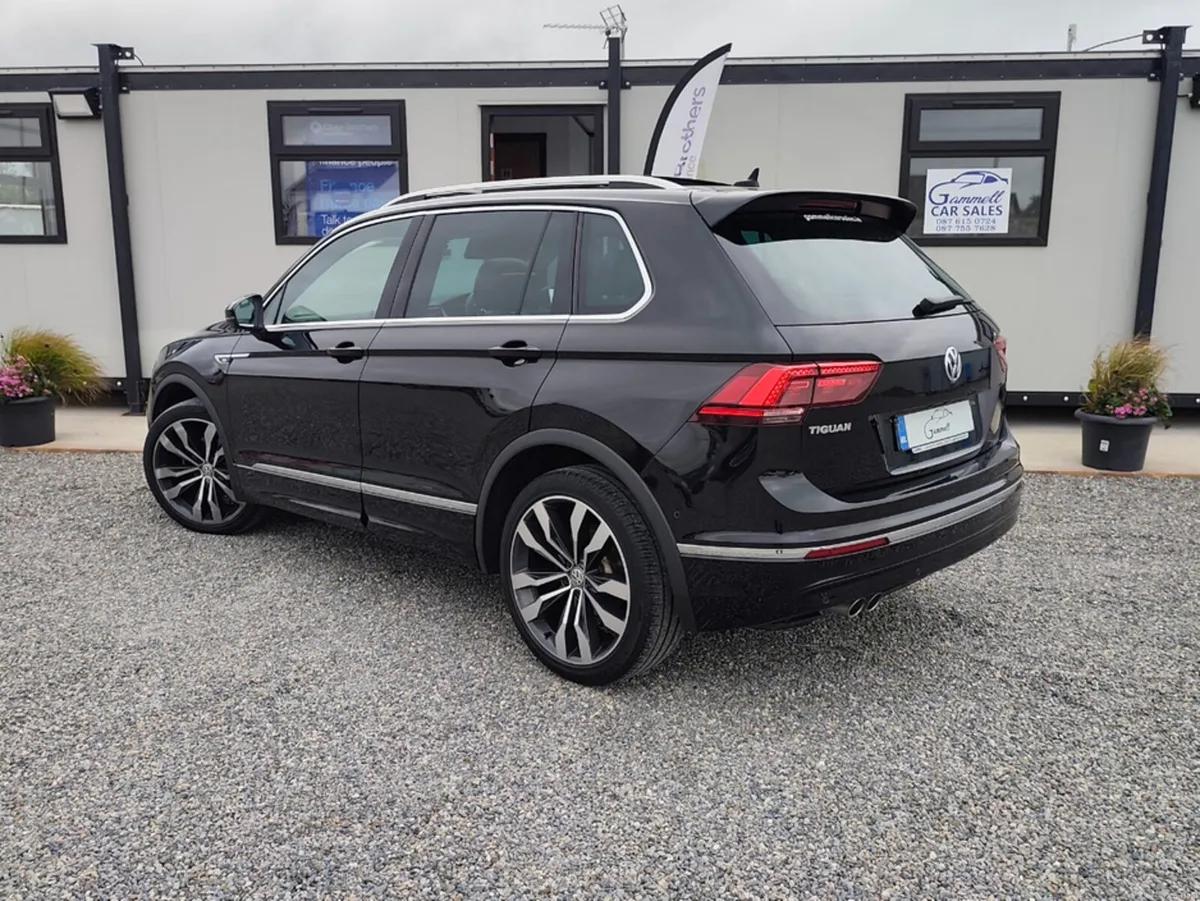 Volkswagen Tiguan HIGH SPEC R-LINE TECH TDI S- DSG - Image 4
