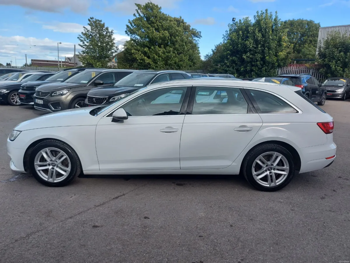 Audi A4 AVANT 2.0 TDI 150 SE ULT S-TRONIC - Image 5