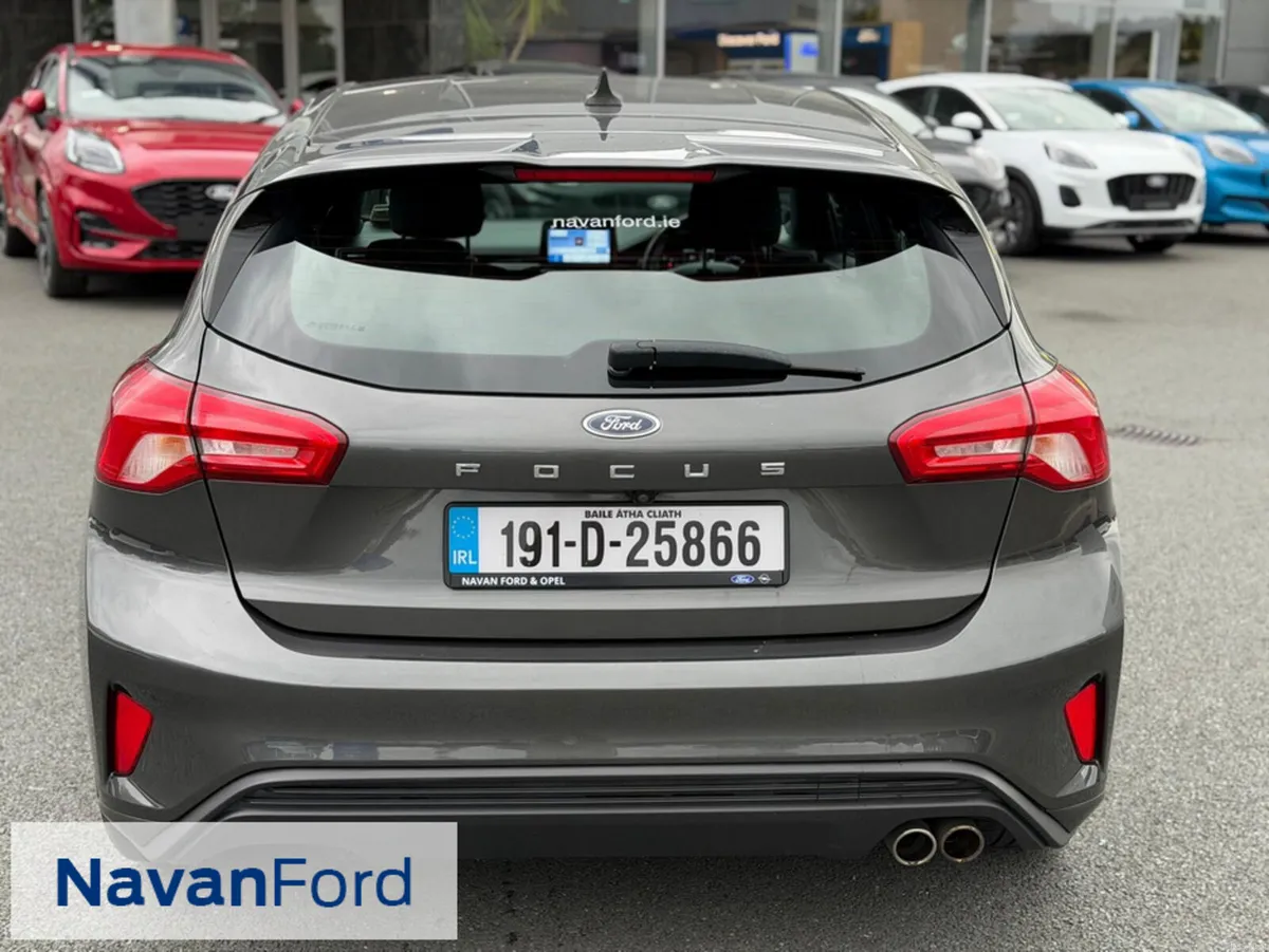 Ford Focus St-Line 1.0T 125Ps - Image 4