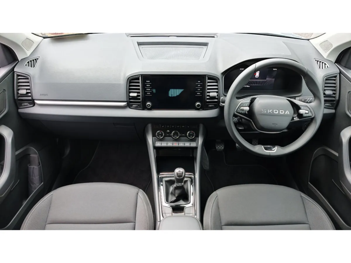 Skoda Karoq KAROQ SELECTION 2.0TDI 115 BHP WINTER - Image 2