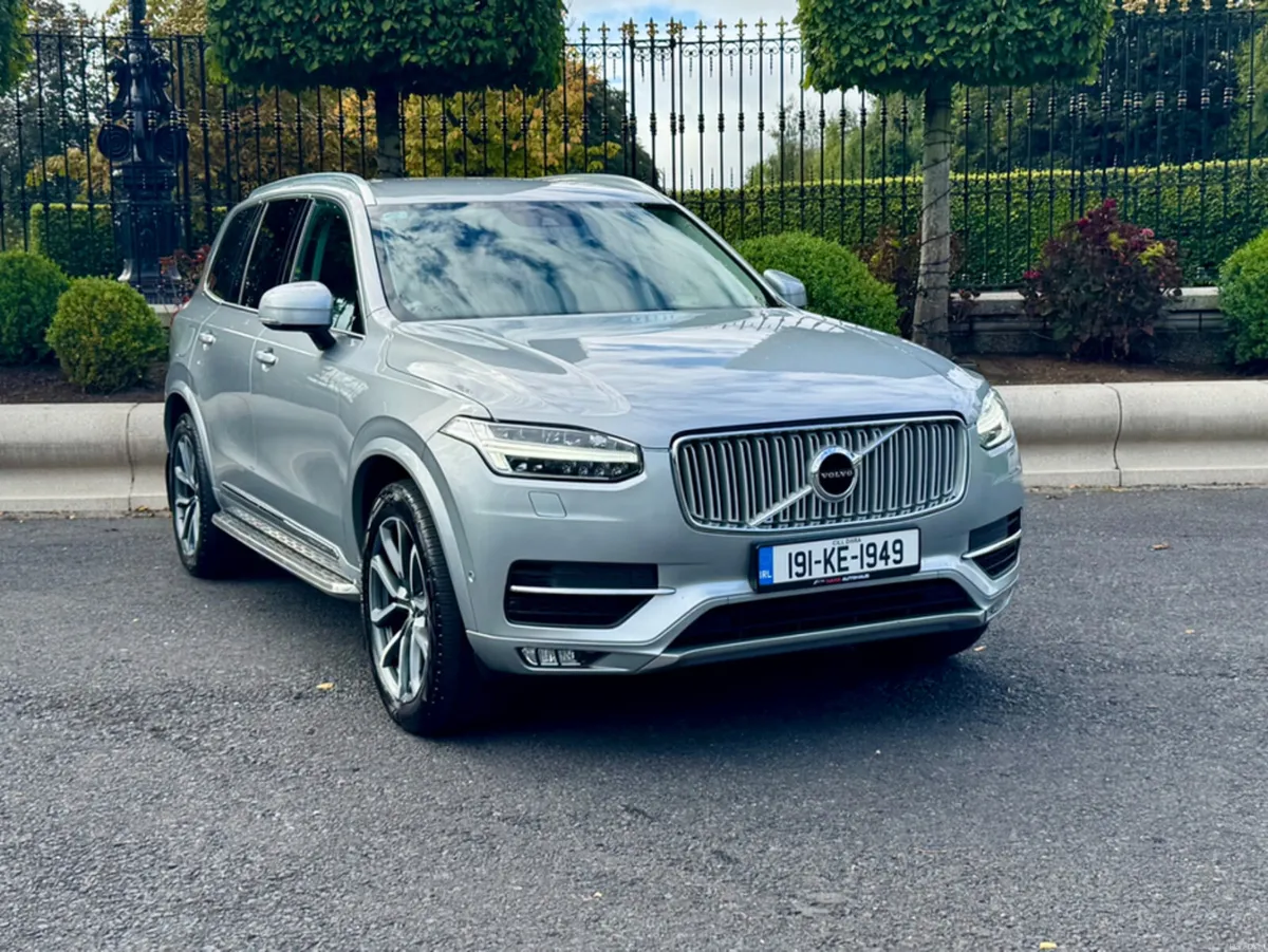 Volvo XC90 D5 AWD INSCRIPTION 5DR AUTO - Image 2